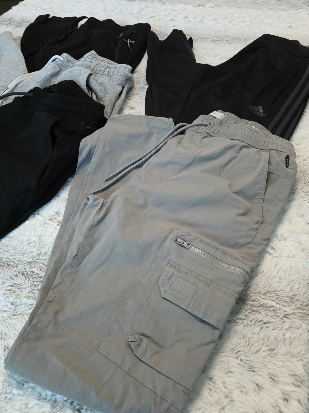 American Eagle Outfitters bundle pairs